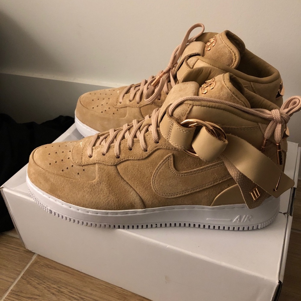 Victor Cruz AF1 Sneakers Sz 11.5